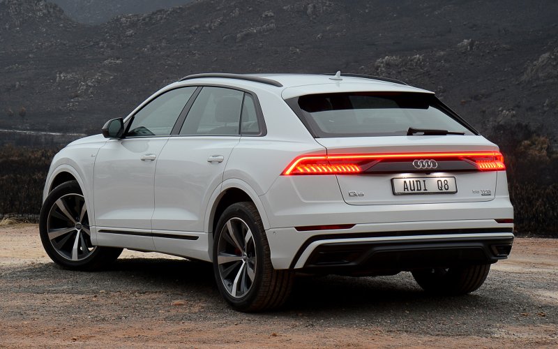 Audi RS q8 Black