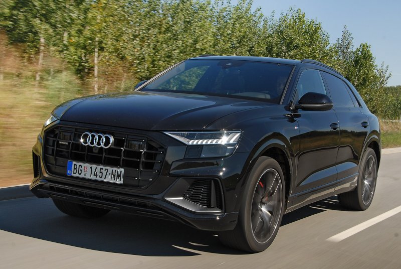 Новый Audi q8