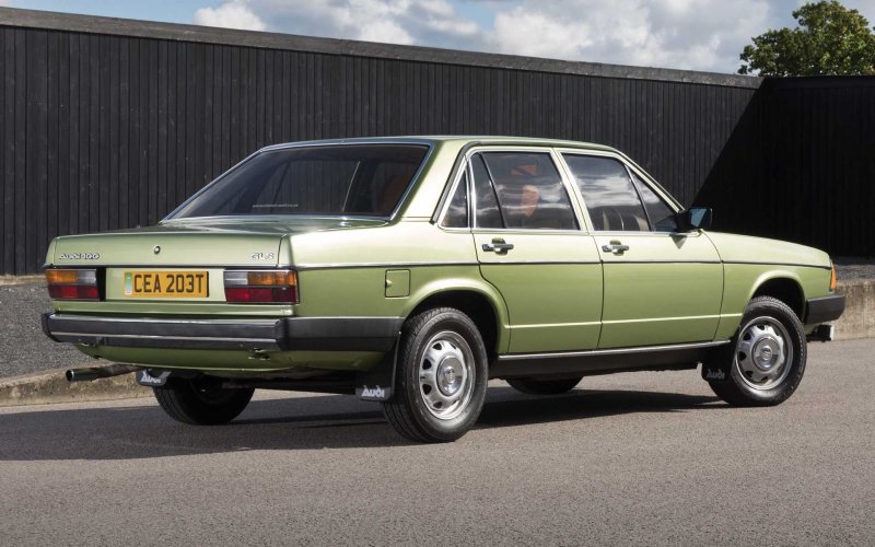 Audi 100 c2