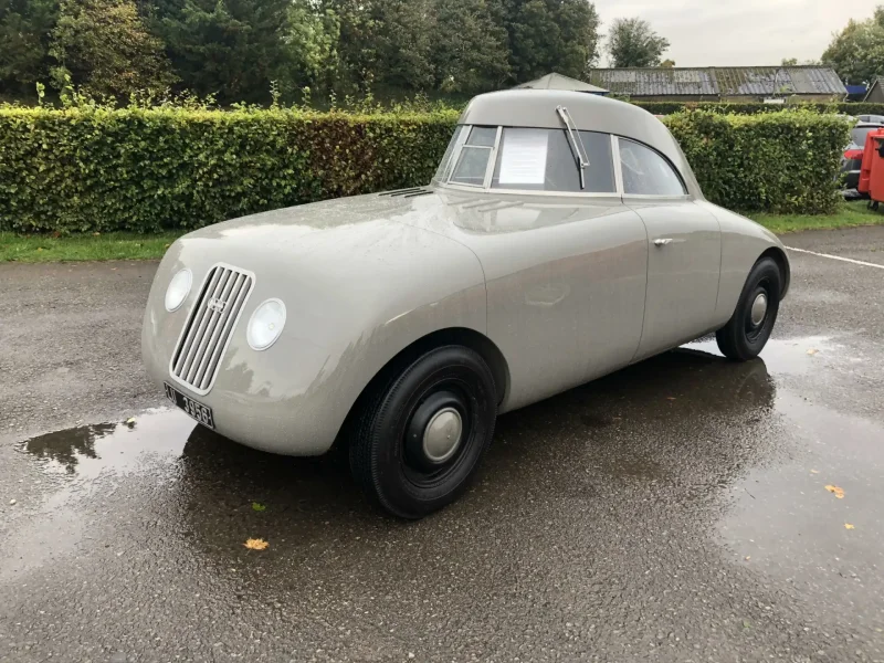 Mercedes-Benz 260 d