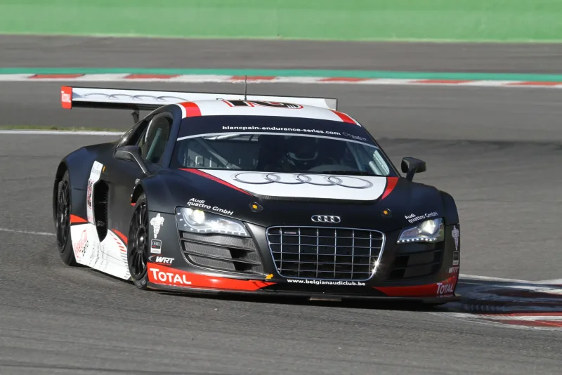 Audi r8 LMS 2011