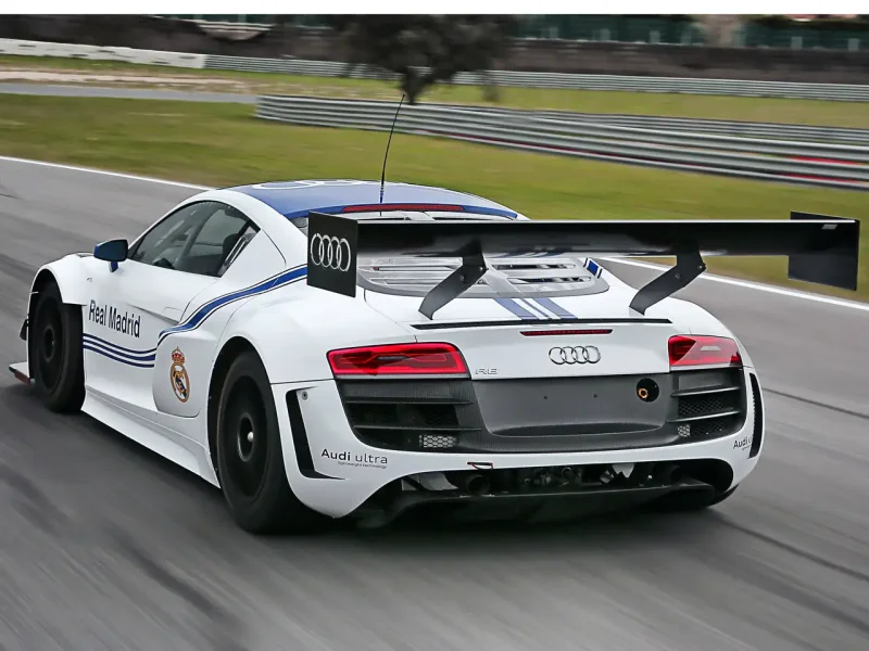 Ауди r8 LMS Ultra