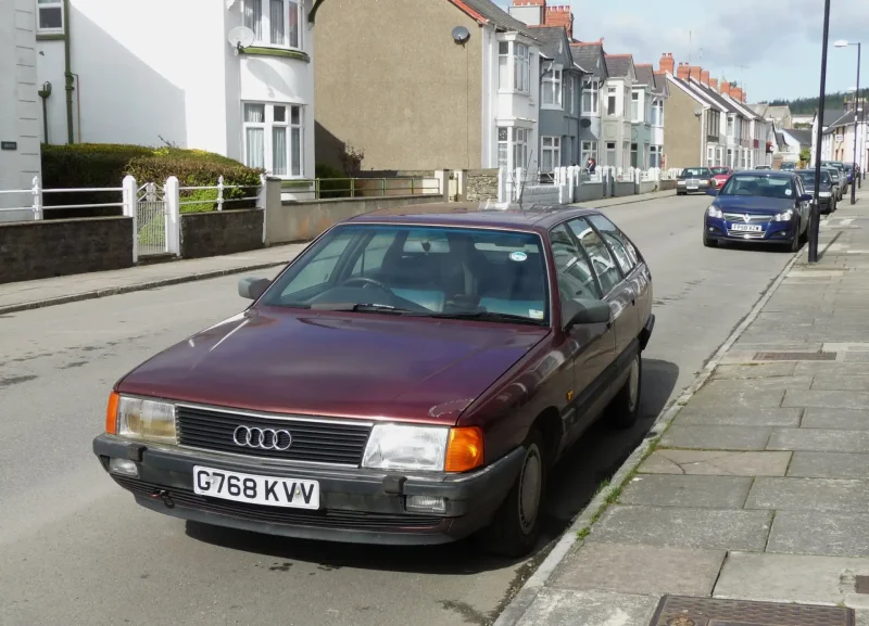 Audi 100 c3