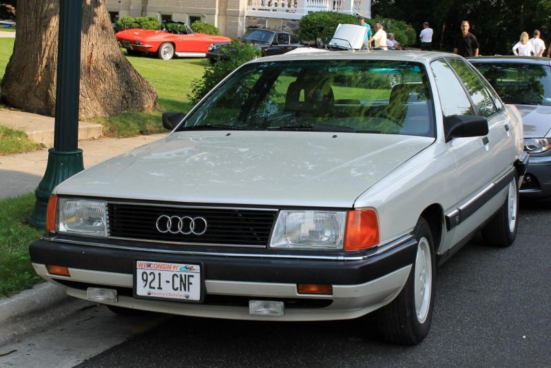 Ауди 100 с3