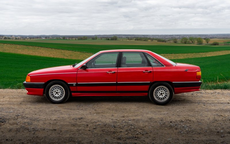 Audi 100 III (c3)