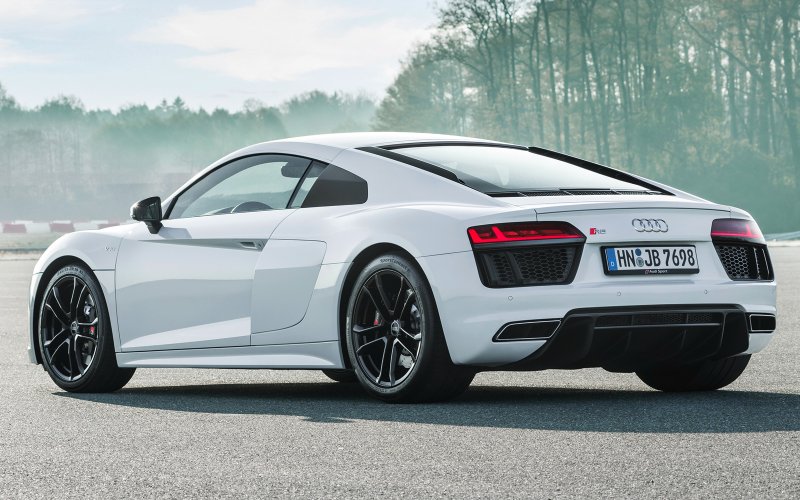 Audi r8 v10 Plus
