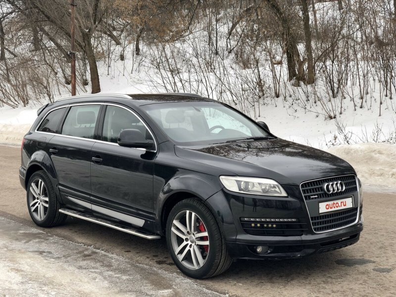 Audi q7 2007 черная