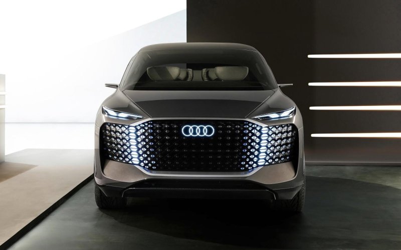 Ауди q8 RS 2022