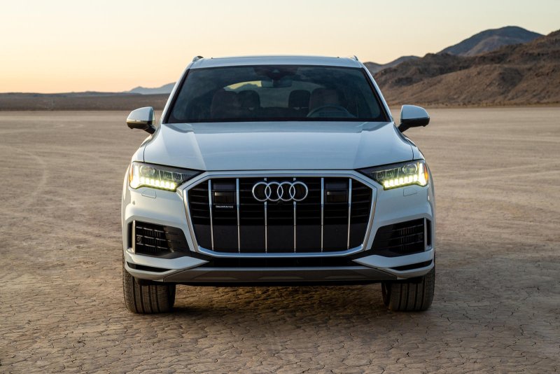 Audi RS q8 2021