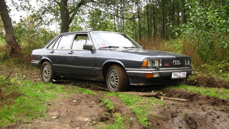 Audi 200 2.2