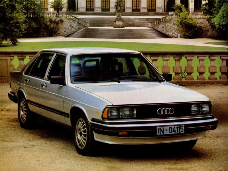 Ауди 100 5000s