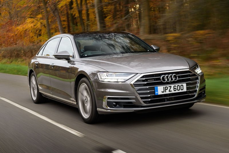 Автомобиль Audi a8l