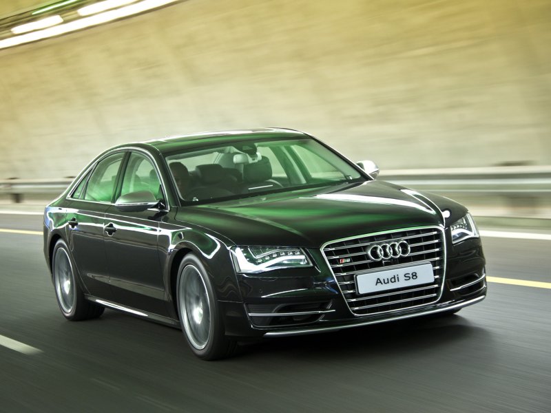 Audi s8 d4 2012