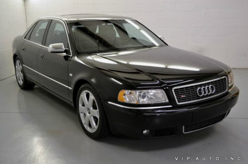 Audi s8 2000