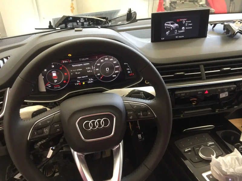 Цифровая приборная панель Ауди q7