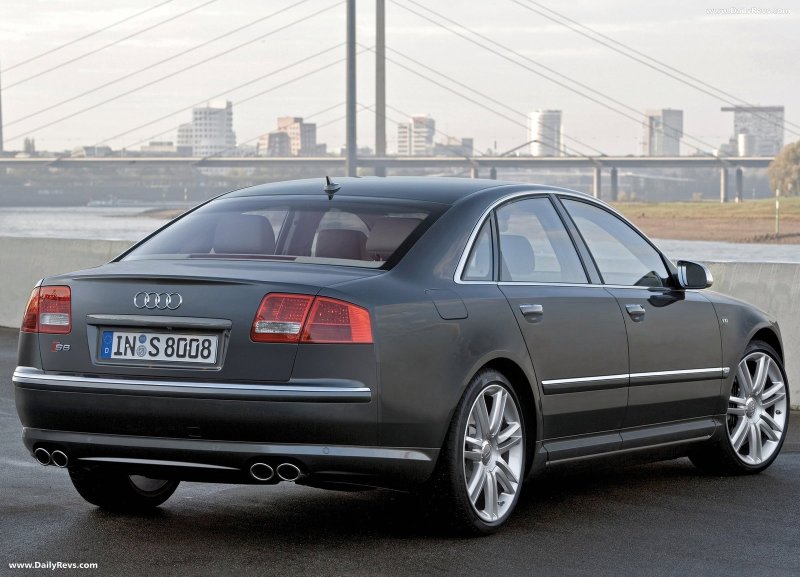 Ауди а8 2006