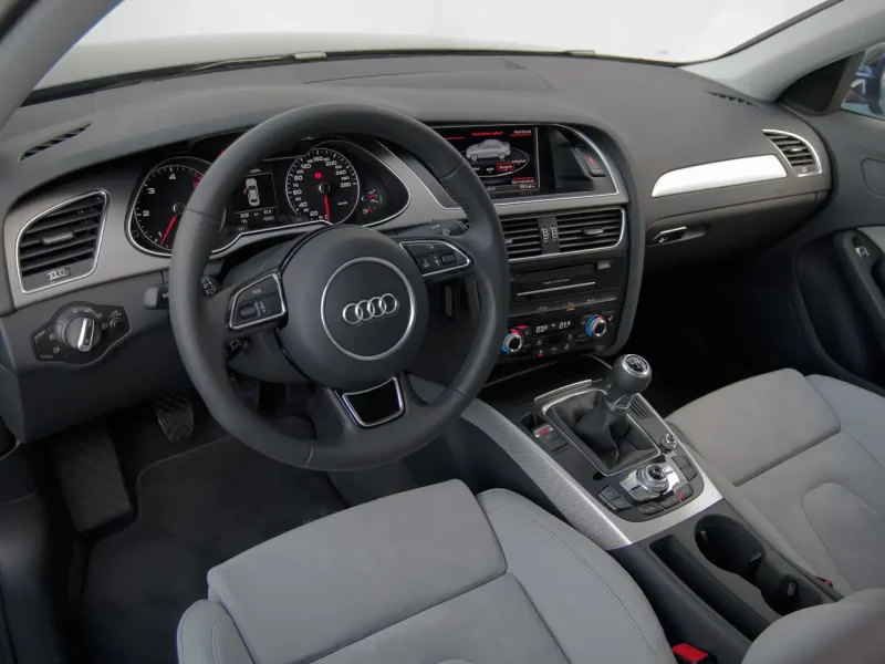 Audi a4 2008 салон