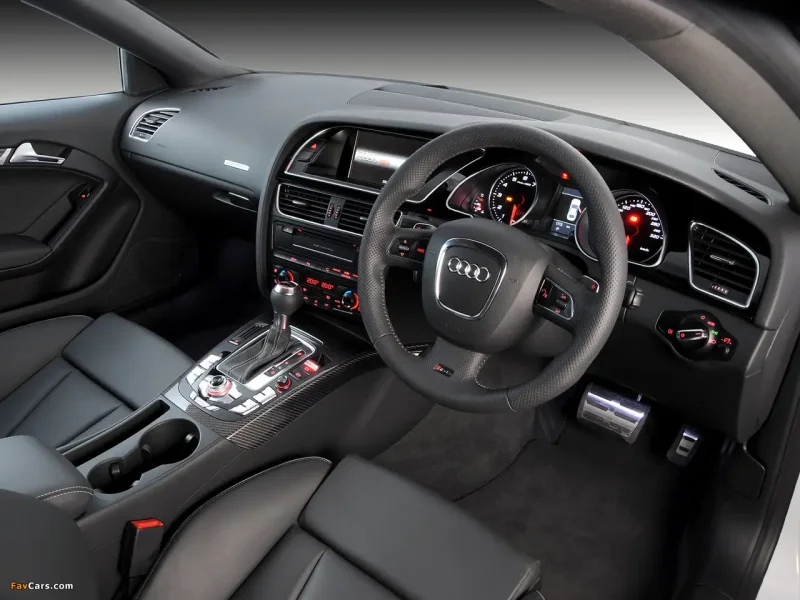 Audi rs5 2010 салон