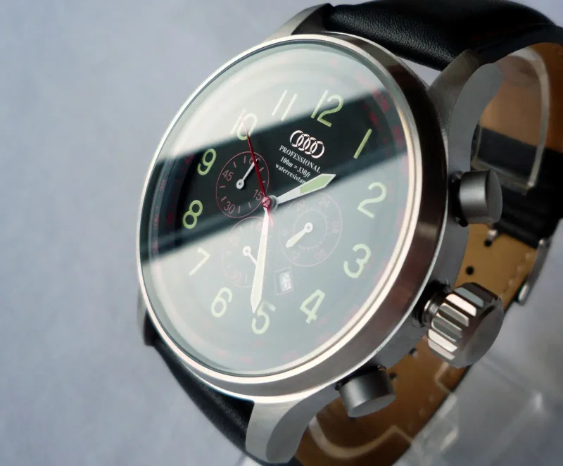 Часы Audi Sport rs4 Uhr