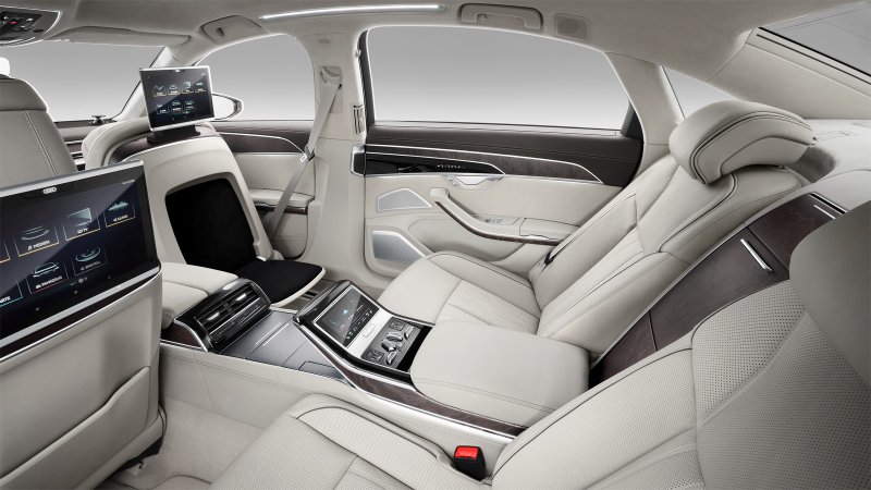 Audi a8 2021