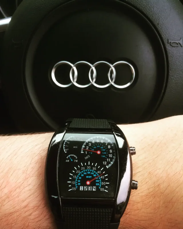 Smart watch Audi