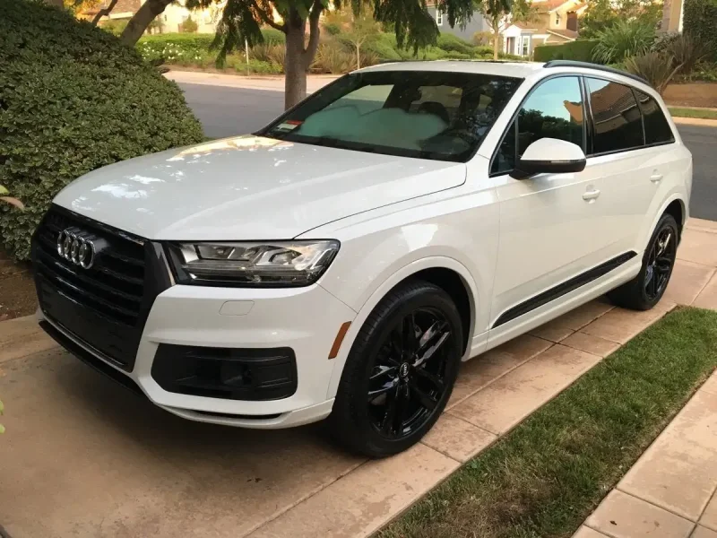 Новый белый Ауди q7