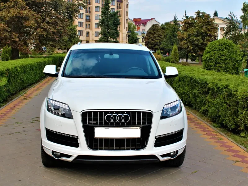 Ауди q7 белая