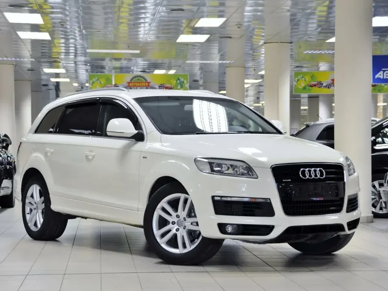 2010 Audi q7 белая
