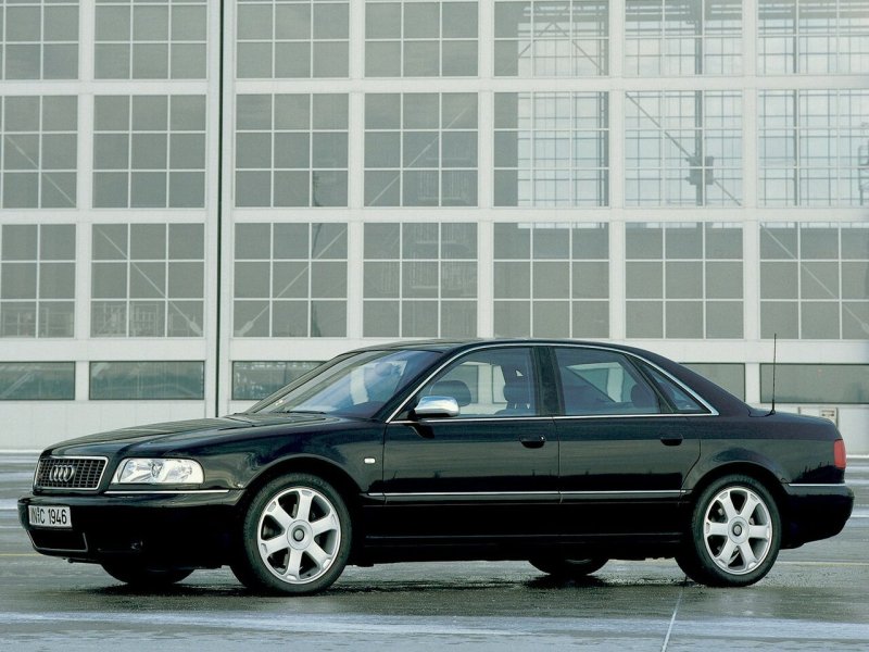 Audi s8 d2 1996