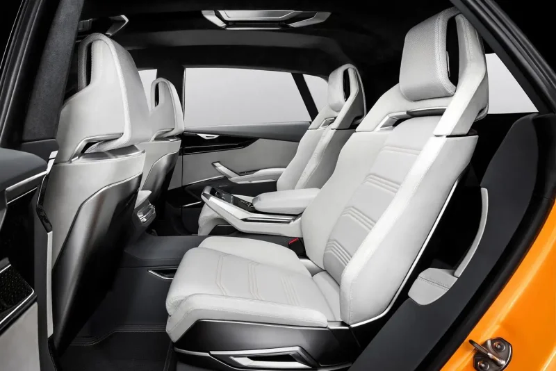 Audi q8 салон