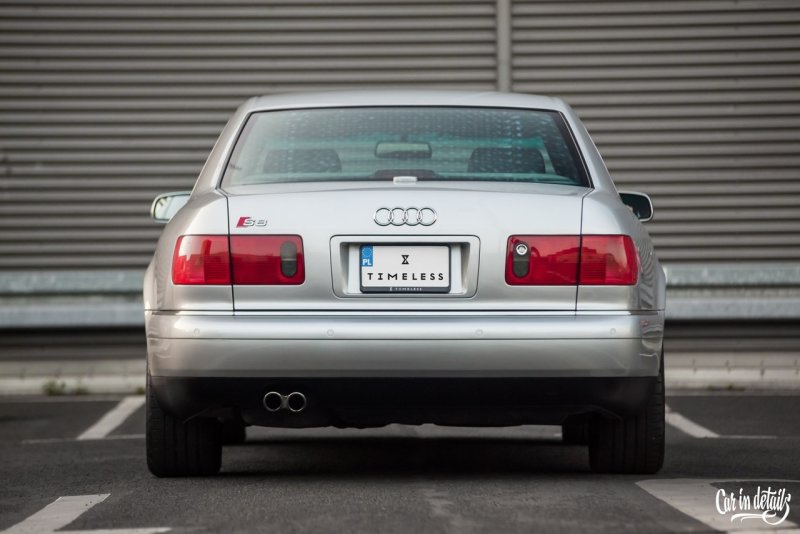Audi s8 d2 1996