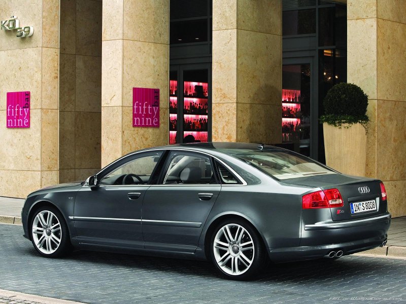 Audi s8 II (d3)