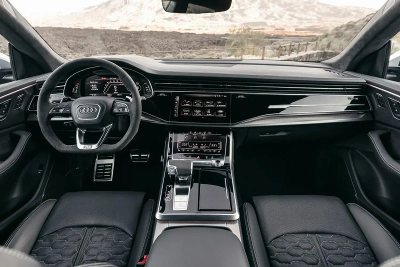Audi q8 2020 салон