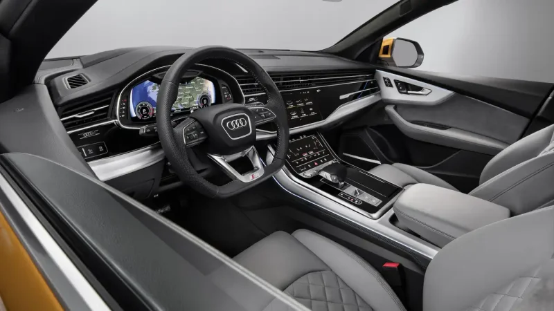 Audi q8 Interior