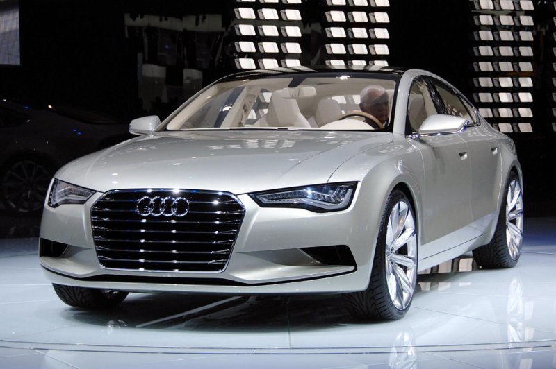 Ауди РС Е трон gt 2021