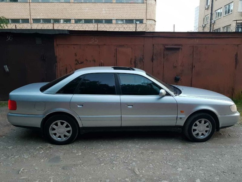 Audi 1996