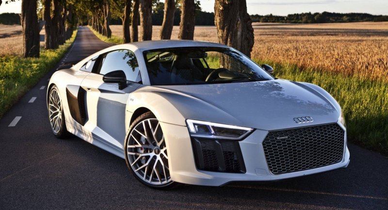 Audi r8 1