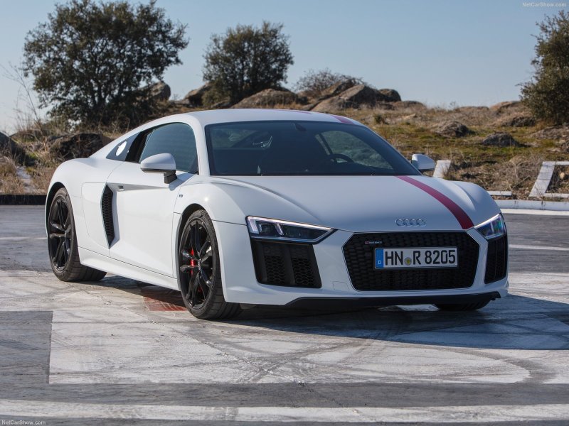 Ауди r8 v10