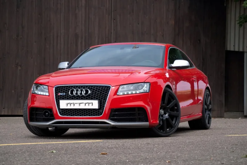 Audi r8 e-tron
