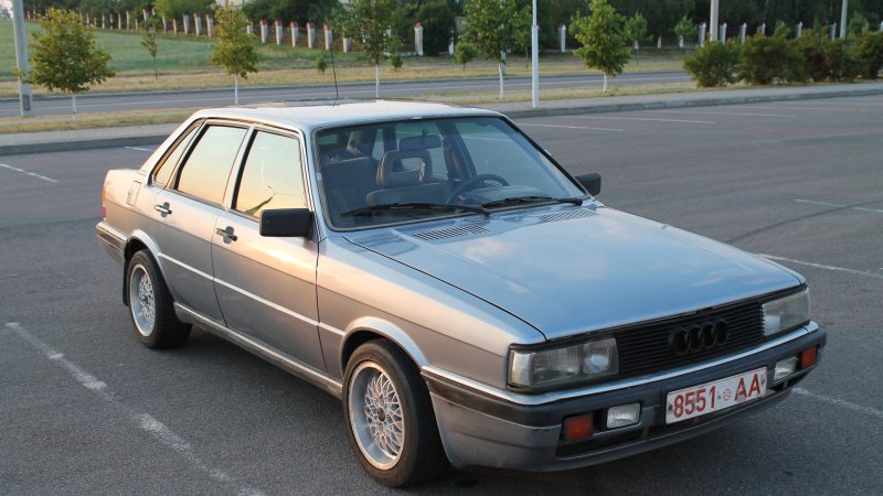 Audi 90 b2
