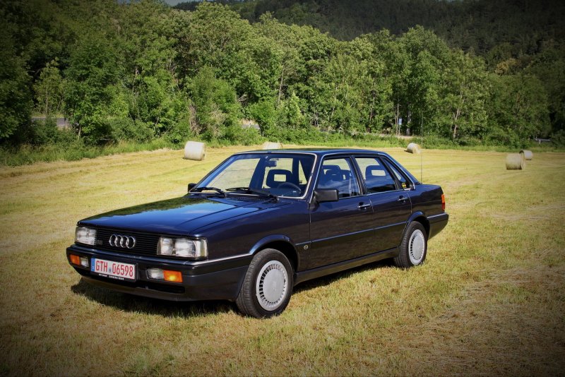 Ауди 90 b2