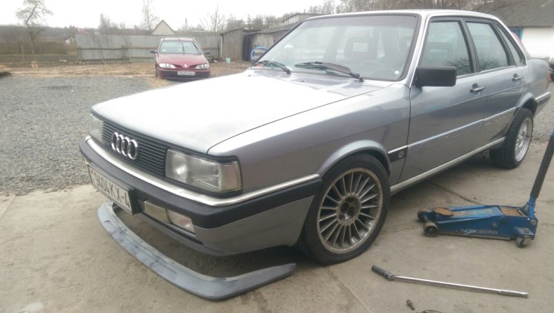 Audi 90 b2 молдинги