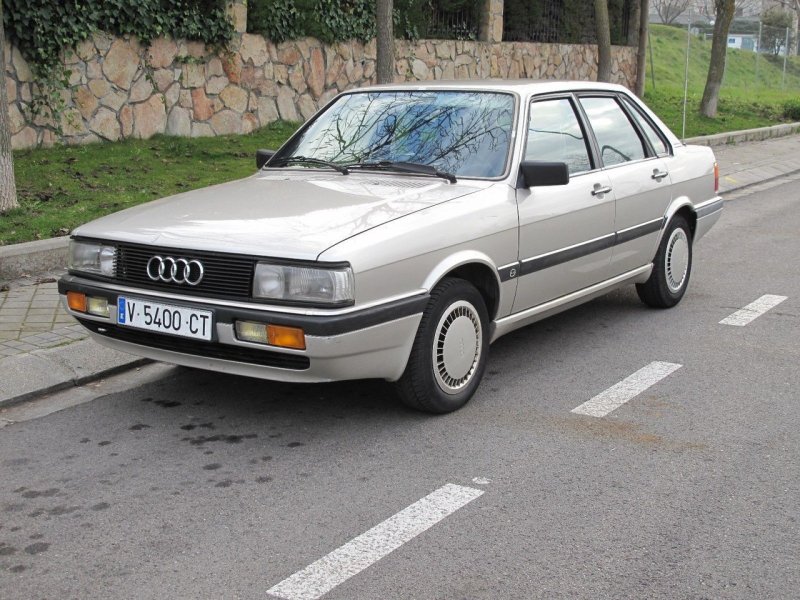 Audi 90 b2 черная