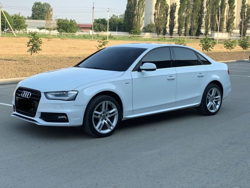 Audi a4 b8 2010