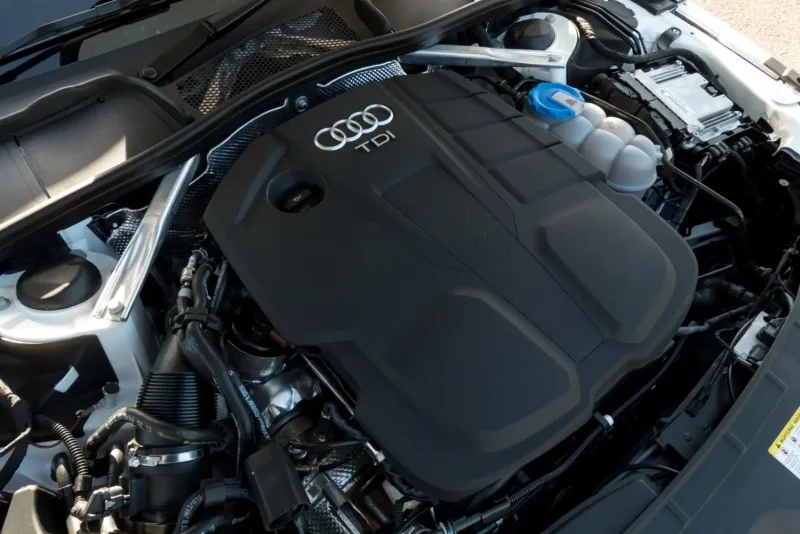 Audi a4 2020 двигатель