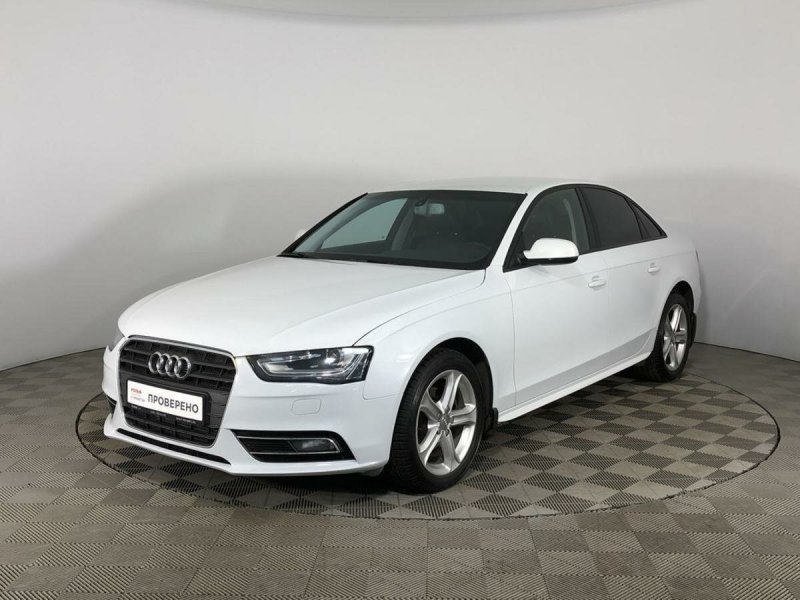 Audi a4 b8 Рестайлинг белая
