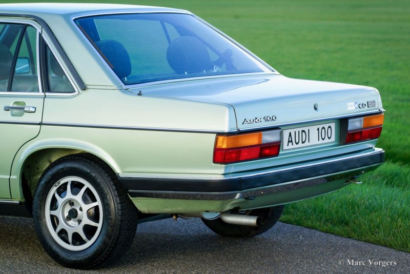 Audi 100 c3 44