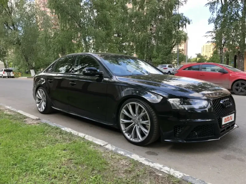Audi a4 b8 Рестайлинг черная