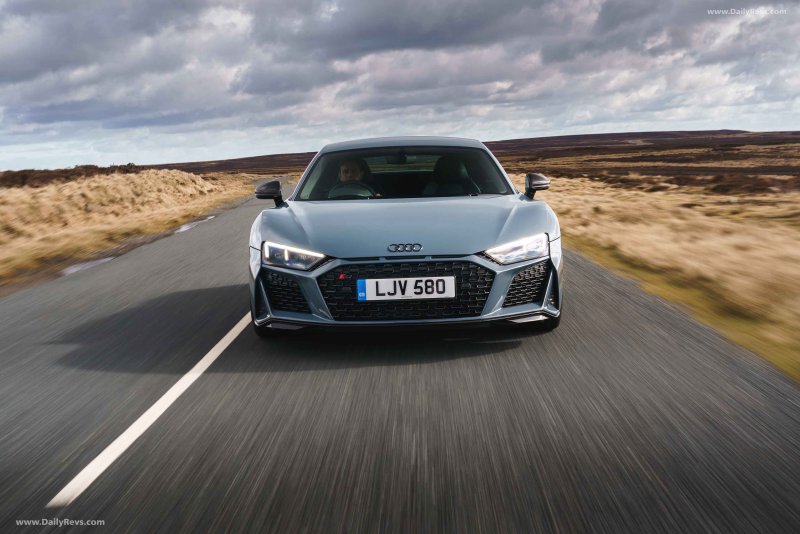 Ауди r8 v10 Performance quattro