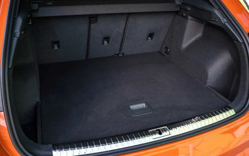 Audi q3 Sportback багажник
